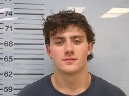 Pennington, Jeffery Lincoln Charges: DRIVING UNDER THE INFLUENCE-1ST  OFFENSE|FALSE ID INFORMATION|ONE-WAY STREET|POSSESSION OF PARAPHERNALIA …  #Oxford #Mississippi #Arrest #OleMiss