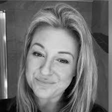 This little girl is me.