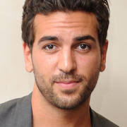 Karoline herfurth ich hab eine referendarin als freundin, die heißt auch lisi und hat mir einiges erzählt. Elyas M Barek Jella Haase Karoline Herfurth Co Das Machen Die Fack Ju Gohte Stars Heute