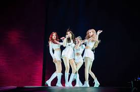 Announced stops in europe are london, berlin, barcelona, paris and amsterdam. Blackpink Wrap North American Tour With A Natural Superstar Aura Billboard Billboard