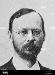 Mark Strecker's Instagram, Twitter & Facebook