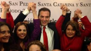 Jaime cerón started this petition to alcalde de monterrey adrián de la garza santos and 3 others. Dominio Medios Se Registra Adrian De La Garza Para Monterrey