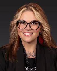 Stacey Burroughs's Instagram, Twitter & Facebook