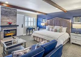 Rates were affordable (for carmel that is). Candle Light Inn 314 4 5 7 Carmel By The Sea Hotel Deals Reviews Kayak