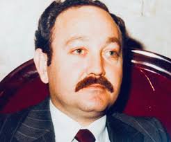 Recordamos al empresario y presidente de @CES_Sevilla RAFAEL PADURA  RODRÍGUEZ asesinado por los GRAPO en Sevilla, 5 septiembre 1984. Le  dispararon dos pistoleros en uno de sus negocios, un almacén de imprenta