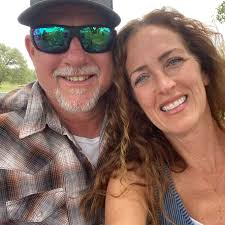 🪩💃😍✨️Beste Paarlauf-Girls! 🥳 Celebrating the end of the first half of  the season. Excited about the second half with great highlights 🌟  #Nationals #Oberstdorf #RoadtoMilano