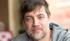 Jean-François Nadeau et Julie Perreault partagent des scènes intimes dans  «Doute raisonnable »