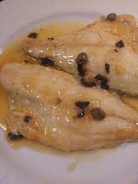Gustare un filetto di maiale cotto alla perfezione è sicuramente un'esperienza culinaria da provare, e difficile da dimenticare. Filetti Di Orata In Padella Con Olive E Capperi I Phornelli
