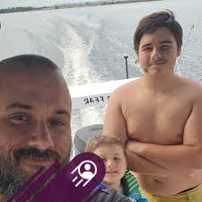 single mother seeking help with child support