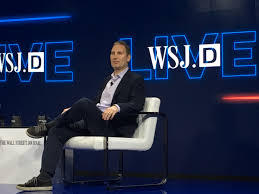 Andy jassy leads the amazon web services business (aws) and the technology infrastructure organization for amazon.com. 2ghu1is5v5go9m