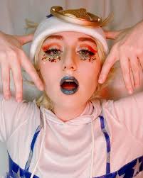 The felon forgot to put