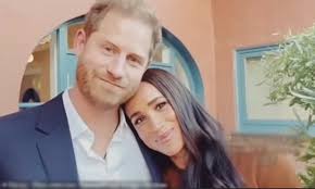 Harry, Meghan gửi video cảm ơn Elton John