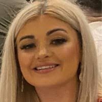 Leanne Woods's Instagram, Twitter & Facebook