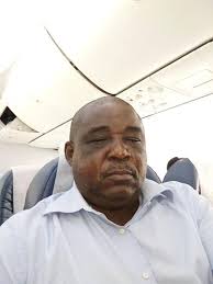 Nyobe Bikai Philippe Nestor ha actualitzat la seva foto de perfil.