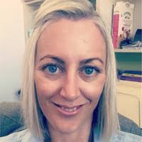 Leah Tierney's Instagram, Twitter & Facebook