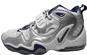 Sanders deion cowboys dallas jackson coach state head hall named fame legend bowl stadium super body 49ers field francisco san. The History Of Deion Sanders And The Nike Air Diamond Turf Sole Collector