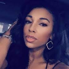 Marisa Isaacs's Instagram, Twitter & Facebook