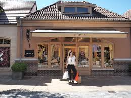 Maasmechelen is a municipality located on the meuse in the belgian province of limburg. Shopping Get Away 24 Uur In Maasmechelen Village Belgie