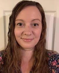 Brooke Knowles's Instagram, Twitter & Facebook