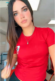 Colegios de River: Una Mirada a la Educación en Adrogué