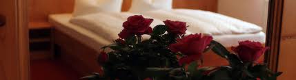 Phone +49 35022 42343+49 35022 42343. Preise Pension Gasthaus Zum Roten Haus Bad Schandau Sachsische Schweiz Buchen