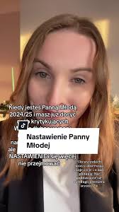 I tego Wam właśnie życzę na Nowy Rok: żebyście się przejmowały tylko opinią  Waszą i Waszej drugiej połówki i nie pozwalały, by złośliwe komentarze  innych psuły Wam nastrój. Najlepszego w 2024 🥂🍾🎉 ...