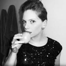 Faye Lyons-White (@FayeLyonsWhite)