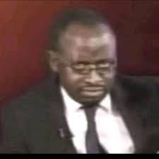 Fans are clowning Meek Mill after he shared this photo 😭