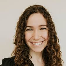 Lara Tanner's Instagram, Twitter & Facebook