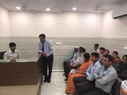 At newvision eyecare, we are fully dedicated to improving and preserving sight. New Vision Eye Centre Cataract And Refractive Surgery Clinic In Paschim Vihar Delhi Book Appointment View Fees Feedbacks Practo