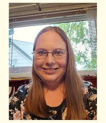 Belinda Meek's Instagram, Twitter & Facebook