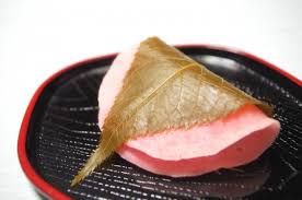 桜餅の葉っぱの種類って何 これ結局食べていいの Tuzuru