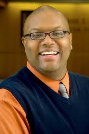 UNO's Derrick Fox Continues to Innovate in These Pandemic Times