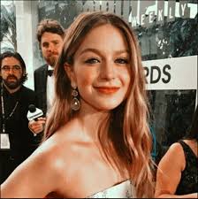 Mirror selfie of beautiful Melissa O'Neil as usual #TheRookie #melissaoneil 