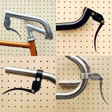 ピストバイク を中心とした東京の世田谷にある自転車専門店 オリジナル日本製ブレーキパーツを得意としたカスタムからウェア販売まで サイクルライフをトータルサポートします 学芸大学 駅徒歩10分 自転車 ピストバイク 自転車アート