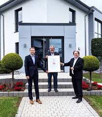 Zum impressum auf info klicken Fingerhut Haus Ist Seit 35 Jahren Mitglied Im Bundesverband Deutscher Fertigbau