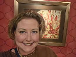 Beautician recommendations for cut and highlights in [location]