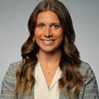 Amy Shireman's Instagram, Twitter & Facebook