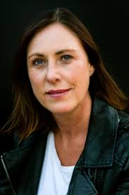 Joanna Dolan's Instagram, Twitter & Facebook