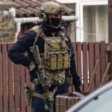 22 Sas From Uk Police P Military Gear Special Forces Sas Special Forces Special Forces Gear