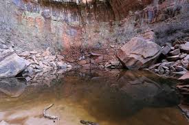 Make sure to stop at the middle emerald pools. Zion Np Brennis Reisewelt
