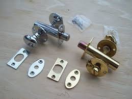 *put into the tools from the glass door,let the front opening alignment the door handle,then turn around can open the handel quickly the lock smith tool in our shop are made of high quality metal, tough and durable, buying a set of lock smith tools would not cause financial burden to you, and it can be. Bathroom Door Lock Bolt Thumb Turn W C Toilet Lock Emergency Release