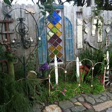 Eclectic Garden Vignette Garden Tour Backyard Fence Decor Garden Whimsy Charming Garden