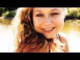 amber macleod (fickle girl)