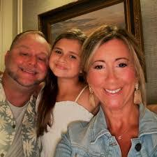 Jolene Kruse's Instagram, Twitter & Facebook