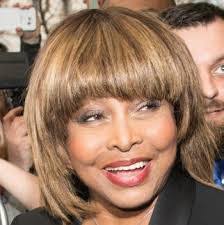 Sheri Floyd's Instagram, Twitter & Facebook