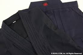 Keikogi (稽古着) ('keiko', practice, 'gi', dress or clothes), also known as dōgi (道着) or keikoi (稽古衣), is a uniform worn for training in japanese martial arts and their derivatives. Jersey Keikogi Tetron Hakama Set