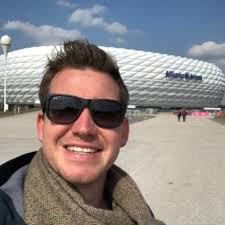 Wayne Lombard (@tracerlombard)