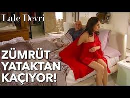 Zumrut Ve Necip In Opusme Sahnesi Lale Devri 51 Bolum Youtube Laleler Youtube Senarist