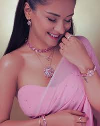 Avneet Kaur ❤️😘😘 looking gorgeous 🥰🥰🤩🤩😍